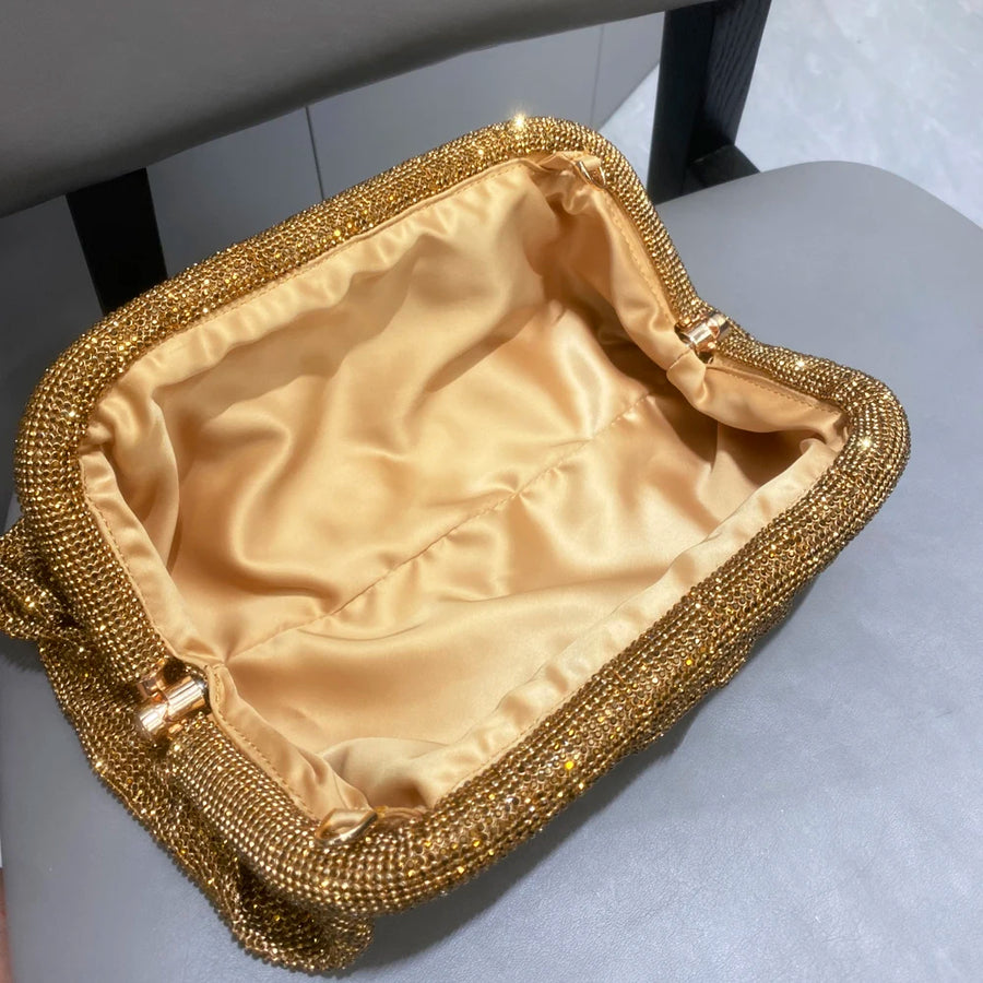 Bolsa de Festa Feita à Mão com Pregas, Alta Qualidade e Design Luxuoso, Ideal para Casamentos e Eventos Elegantes